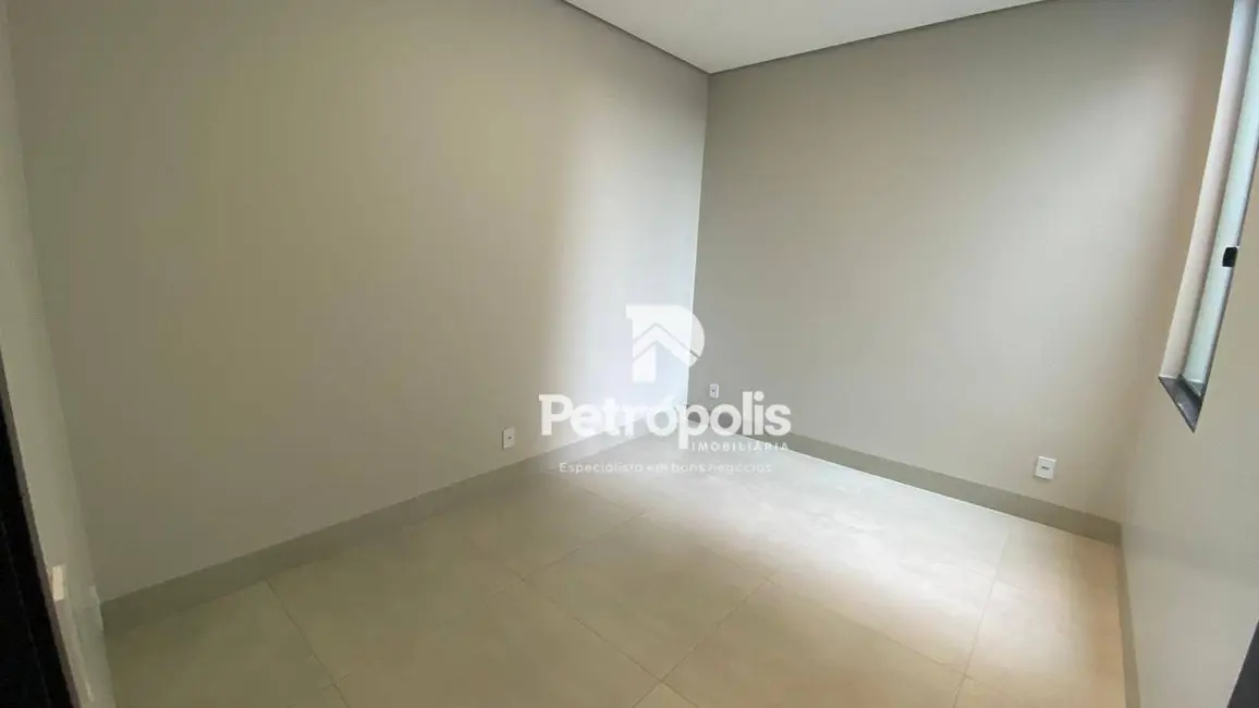 Casa com 3 quartos à venda, 174m2 em Plano Diretor Norte, Palmas - TO - imagem 9 Foto 9 de Casa com 3 quartos à venda, 174m2 em Plano Diretor Norte, Palmas - TO