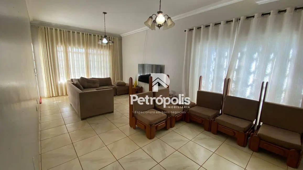 Foto 6 de Sobrado com 4 quartos à venda, 360m2 em Plano Diretor Norte, Palmas - TO