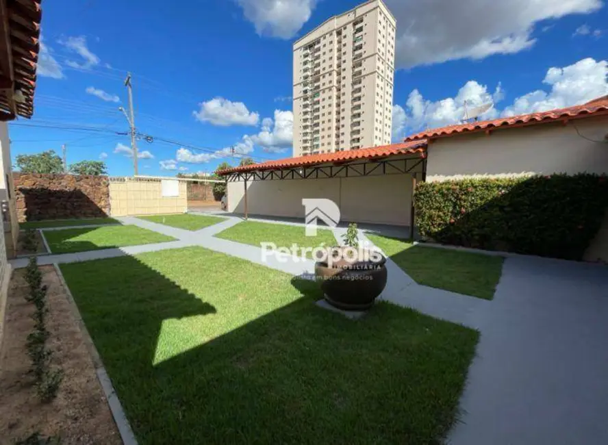 Foto 4 de Casa com 4 quartos à venda, 360m2 em Plano Diretor Sul, Palmas - TO