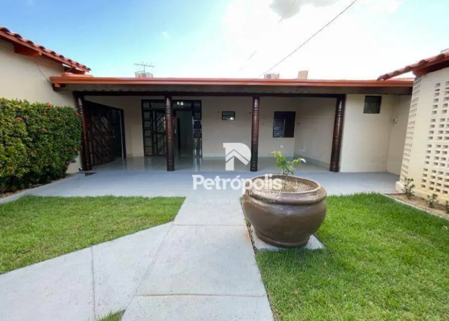 Foto 1 de Casa com 4 quartos à venda, 360m2 em Plano Diretor Sul, Palmas - TO