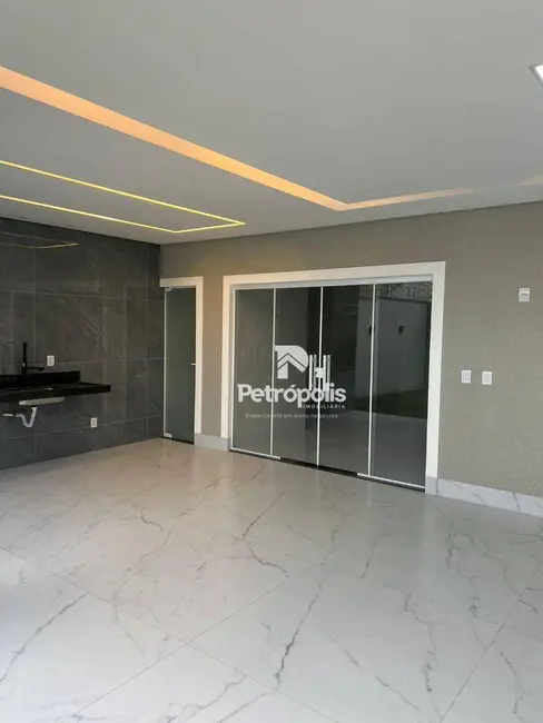 Foto 3 de Casa com 3 quartos à venda, 270m2 em Plano Diretor Sul, Palmas - TO