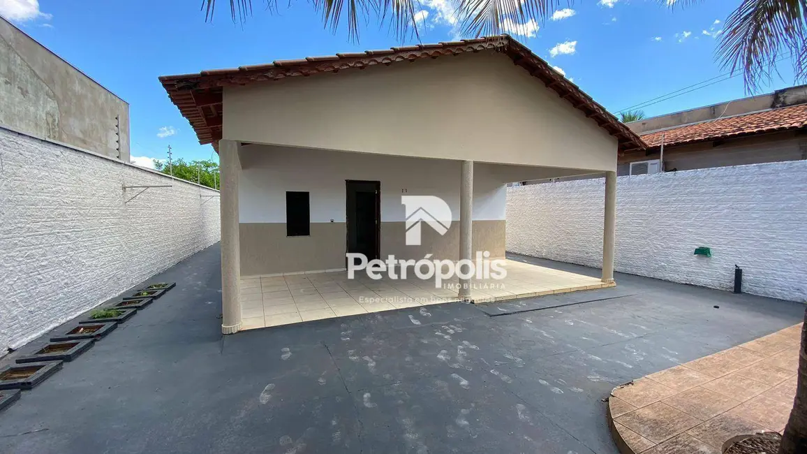 Foto 2 de Casa com 2 quartos à venda, 343m2 em Plano Diretor Sul, Palmas - TO