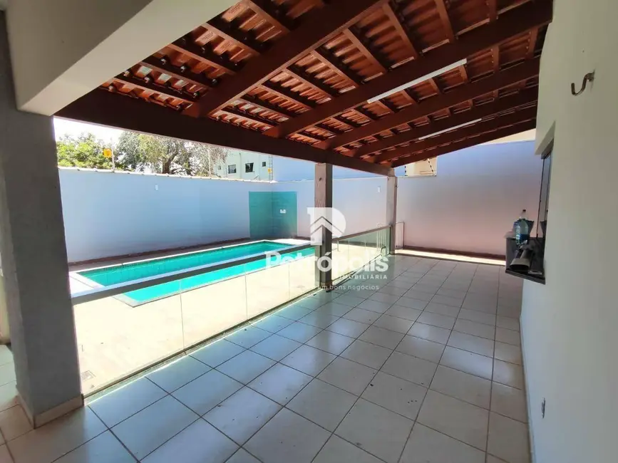 Foto 3 de Casa com 4 quartos à venda, 360m2 em Plano Diretor Sul, Palmas - TO