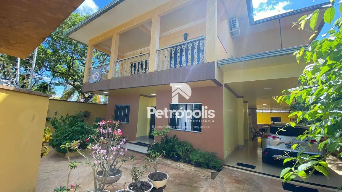 Foto 1 de Sobrado com 3 quartos à venda, 450m2 em Plano Diretor Sul, Palmas - TO