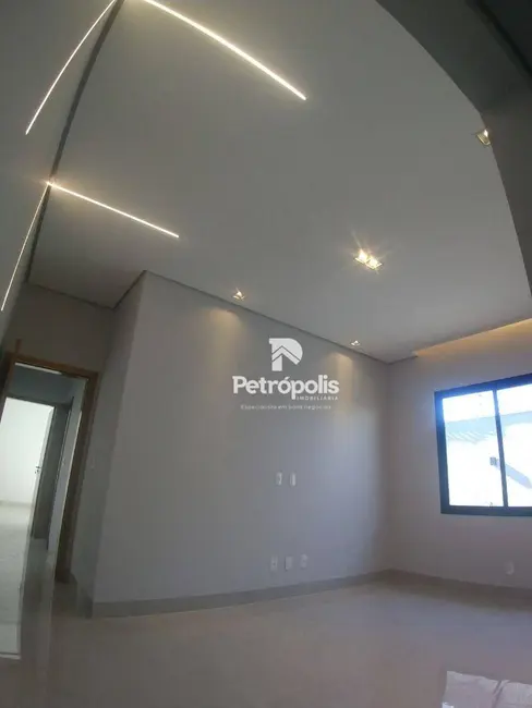 Foto 3 de Casa com 3 quartos à venda, 360m2 em Plano Diretor Sul, Palmas - TO