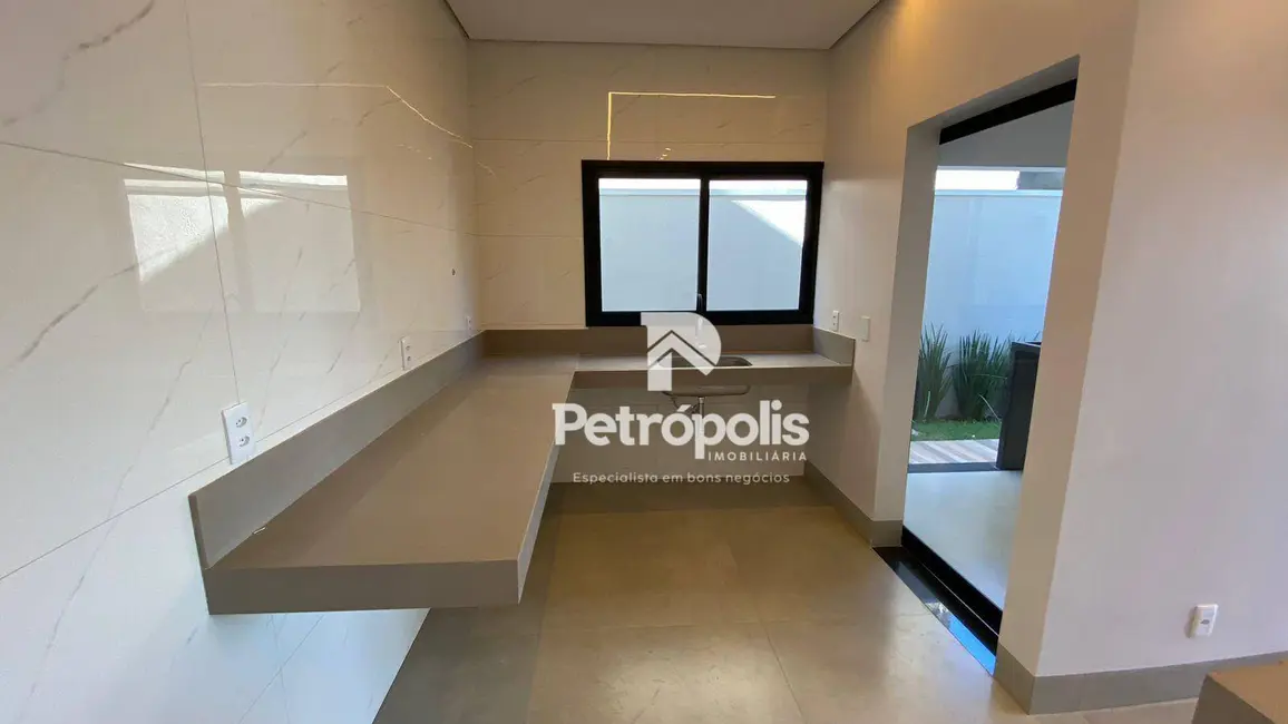 Foto 9 de Sobrado com 3 quartos à venda, 240m2 em Plano Diretor Sul, Palmas - TO