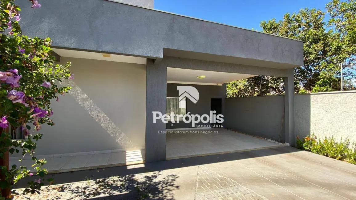 Foto 2 de Casa com 3 quartos à venda, 360m2 em Plano Diretor Norte, Palmas - TO