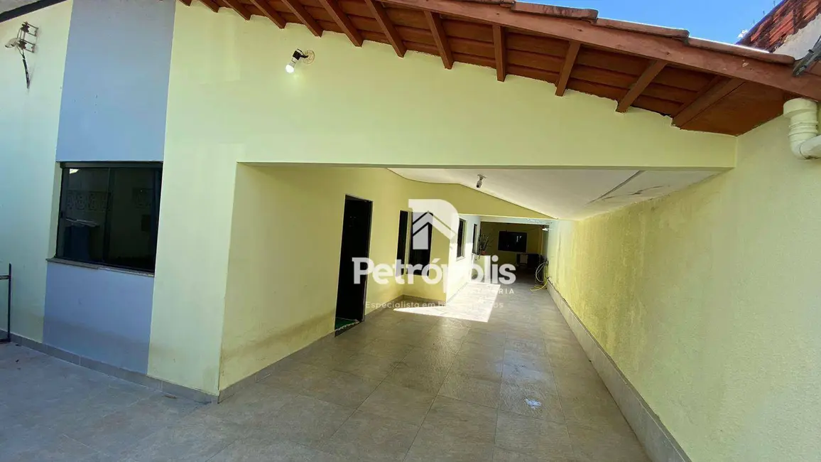 Foto 1 de Casa com 3 quartos à venda, 300m2 em Plano Diretor Norte, Palmas - TO