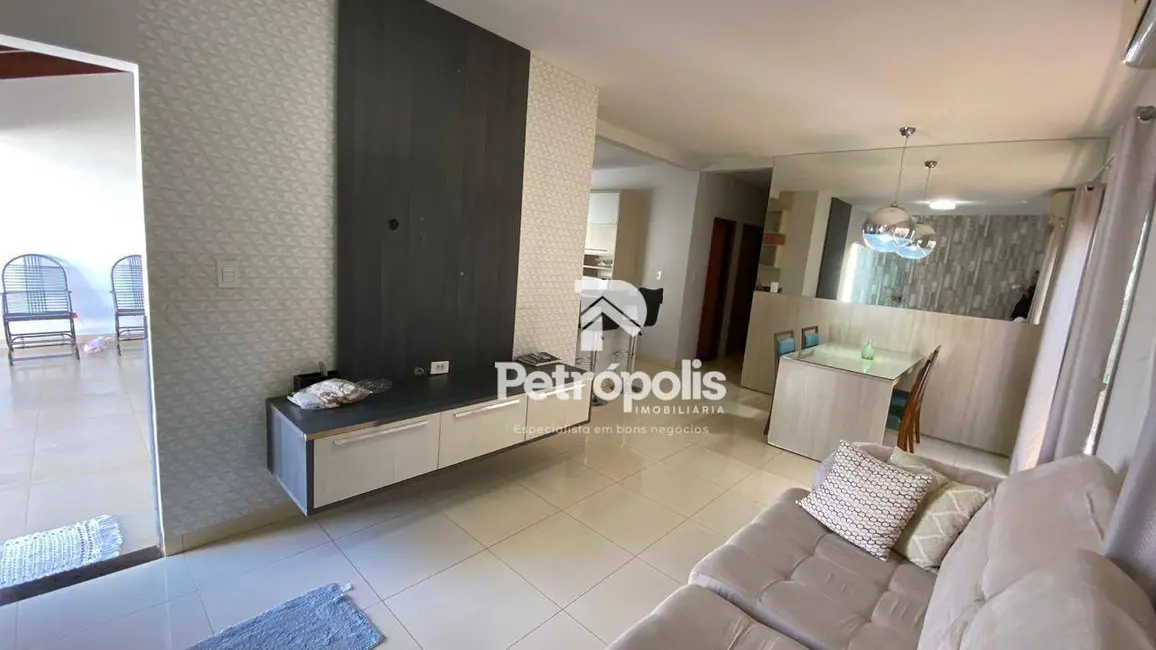 Casa com 3 quartos à venda, 240m2 em Plano Diretor Norte, Palmas - TO - imagem 4 Foto 4 de Casa com 3 quartos à venda, 240m2 em Plano Diretor Norte, Palmas - TO