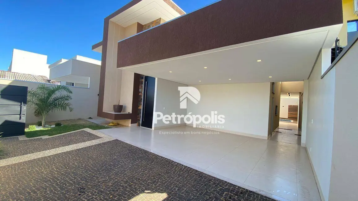 Foto 2 de Casa com 3 quartos à venda, 360m2 em Plano Diretor Sul, Palmas - TO
