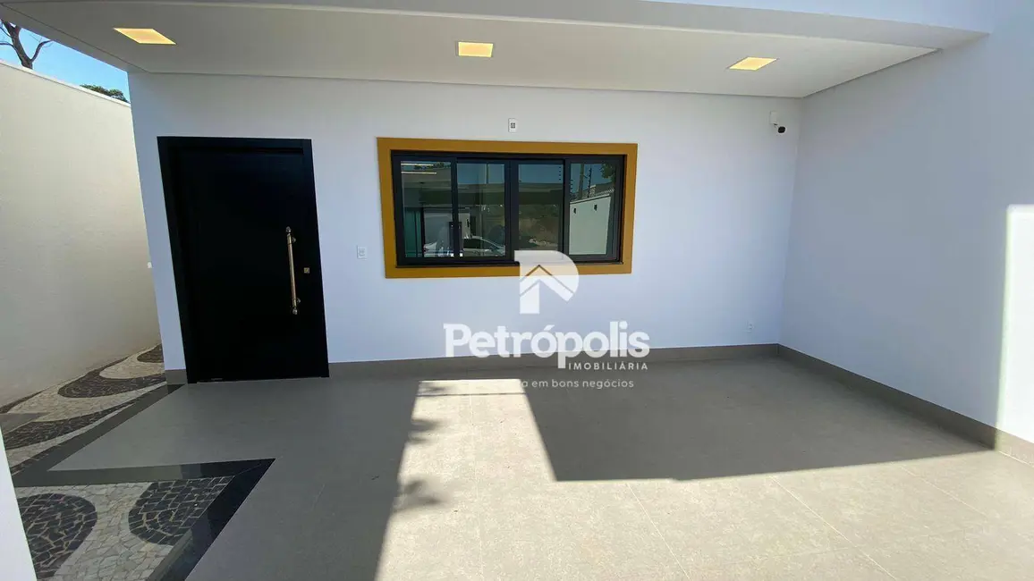 Sobrado com 3 quartos à venda, 240m2 em Plano Diretor Sul, Palmas - TO - imagem 6 Foto 6 de Sobrado com 3 quartos à venda, 240m2 em Plano Diretor Sul, Palmas - TO