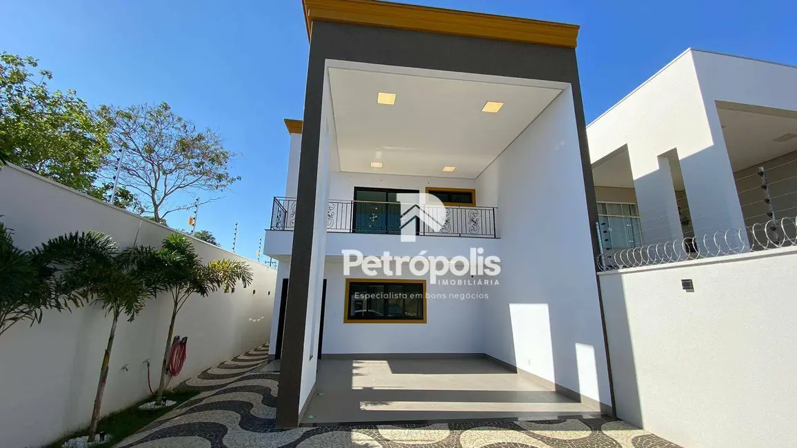 Sobrado com 3 quartos à venda, 240m2 em Plano Diretor Sul, Palmas - TO - imagem 3 Foto 3 de Sobrado com 3 quartos à venda, 240m2 em Plano Diretor Sul, Palmas - TO