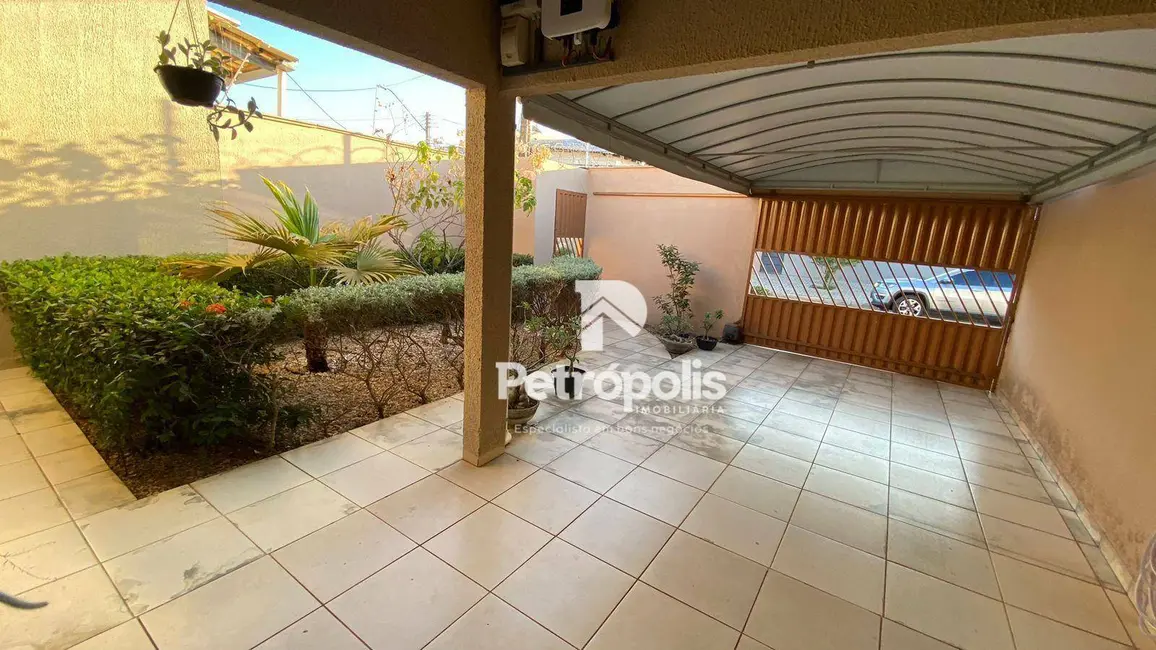 Foto 5 de Casa com 3 quartos à venda, 220m2 em Plano Diretor Sul, Palmas - TO