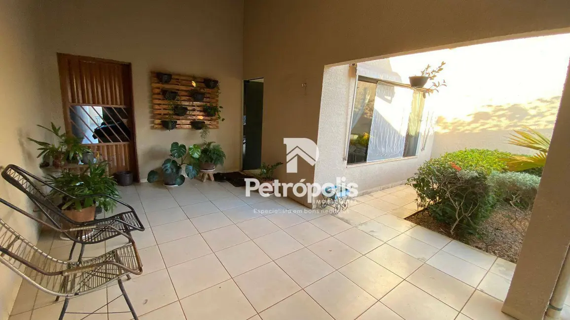 Foto 3 de Casa com 3 quartos à venda, 220m2 em Plano Diretor Sul, Palmas - TO
