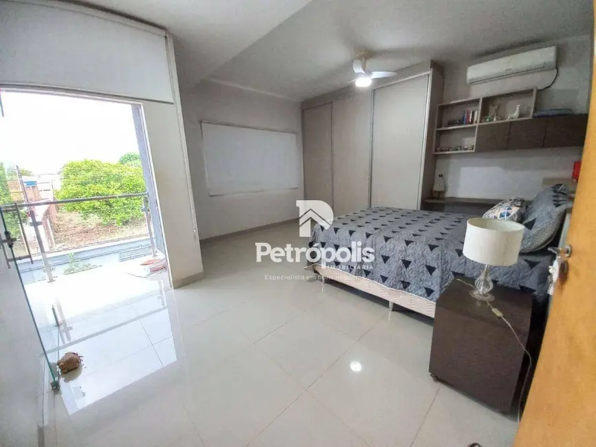 Foto 8 de Sobrado com 4 quartos à venda, 380m2 em Plano Diretor Sul, Palmas - TO