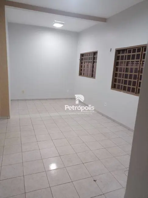 Casa com 3 quartos à venda, 450m2 em Plano Diretor Norte, Palmas - TO - imagem 5 Foto 5 de Casa com 3 quartos à venda, 450m2 em Plano Diretor Norte, Palmas - TO