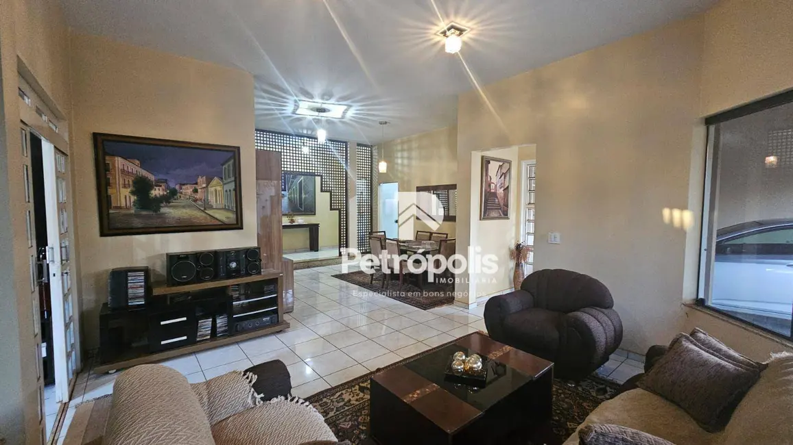 Foto 3 de Casa com 3 quartos à venda, 720m2 em Plano Diretor Sul, Palmas - TO