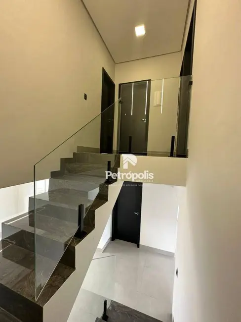Foto 6 de Sobrado com 3 quartos à venda, 270m2 em Plano Diretor Sul, Palmas - TO
