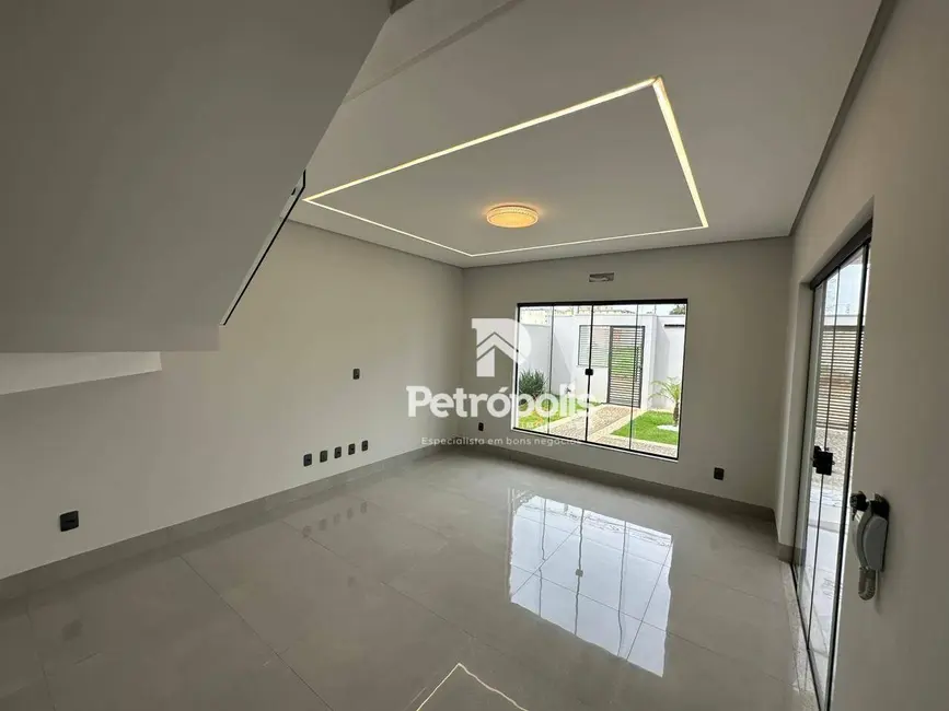 Foto 2 de Sobrado com 3 quartos à venda, 270m2 em Plano Diretor Sul, Palmas - TO