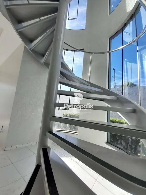 Sobrado com 3 quartos à venda, 360m2 em Plano Diretor Sul, Palmas - TO - imagem 6 Foto 6 de Sobrado com 3 quartos à venda, 360m2 em Plano Diretor Sul, Palmas - TO