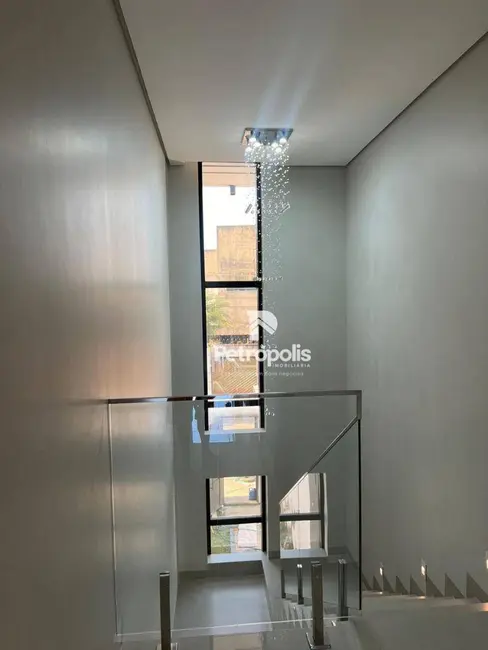 Sobrado com 3 quartos à venda, 200m2 em Plano Diretor Sul, Palmas - TO - imagem 9 Foto 9 de Sobrado com 3 quartos à venda, 200m2 em Plano Diretor Sul, Palmas - TO