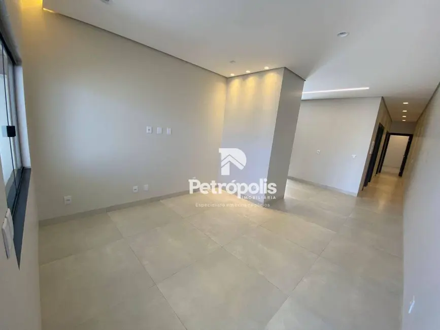 Foto 4 de Casa com 3 quartos à venda, 180m2 em Plano Diretor Norte, Palmas - TO