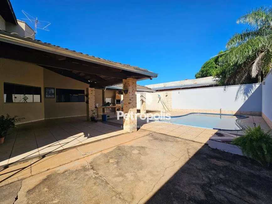 Foto 1 de Casa com 4 quartos à venda, 512m2 em Plano Diretor Sul, Palmas - TO