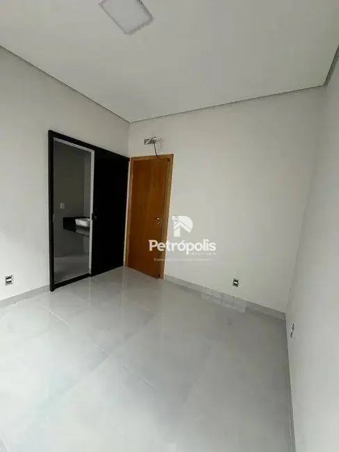 Foto 4 de Casa com 3 quartos à venda, 180m2 em Plano Diretor Expansão Sul, Palmas - TO