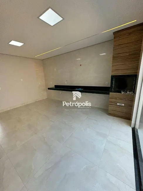 Casa com 3 quartos à venda, 250m2 em Plano Diretor Sul, Palmas - TO - imagem 5 Foto 5 de Casa com 3 quartos à venda, 250m2 em Plano Diretor Sul, Palmas - TO