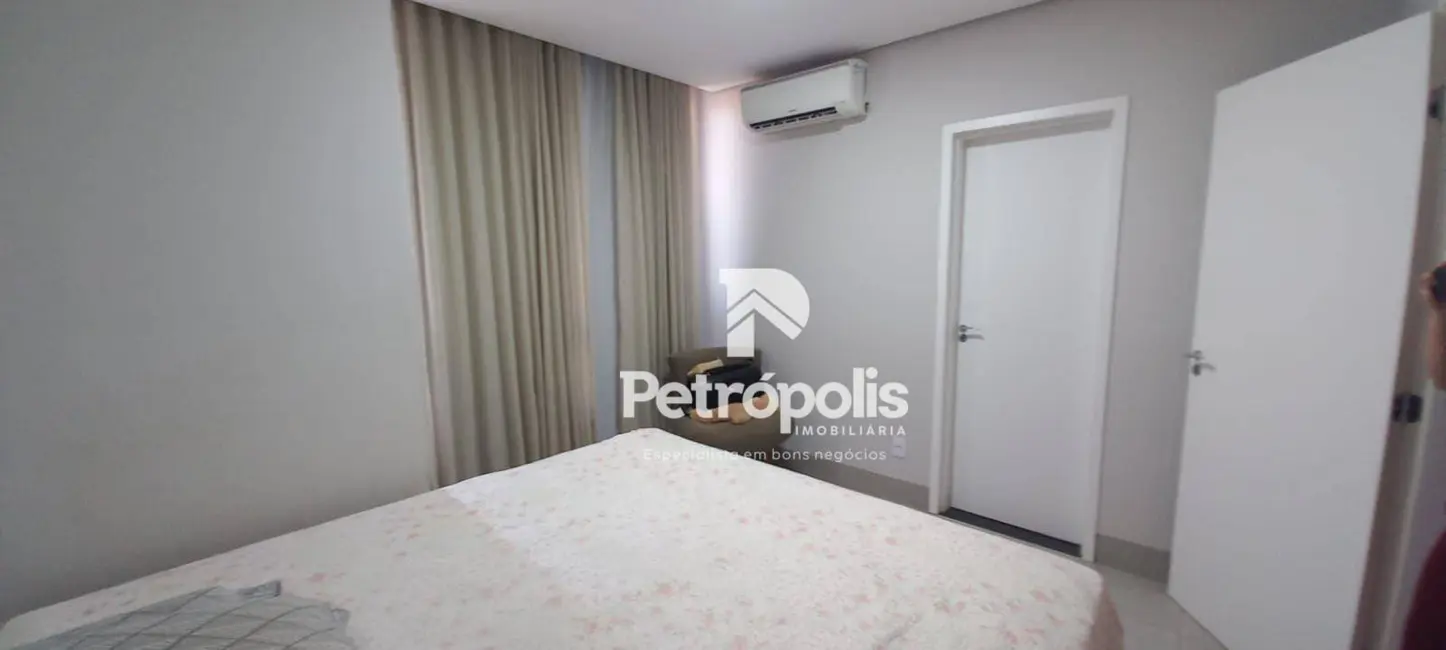 Foto 3 de Sobrado com 3 quartos à venda, 180m2 em Plano Diretor Expansão Sul, Palmas - TO