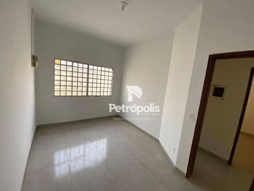 Foto 8 de Casa com 3 quartos à venda, 200m2 em Plano Diretor Sul, Palmas - TO