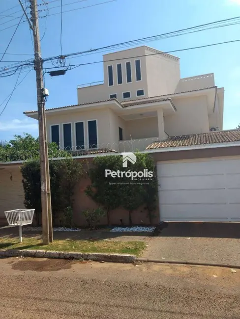 Foto 1 de Sobrado com 4 quartos à venda, 450m2 em Plano Diretor Sul, Palmas - TO
