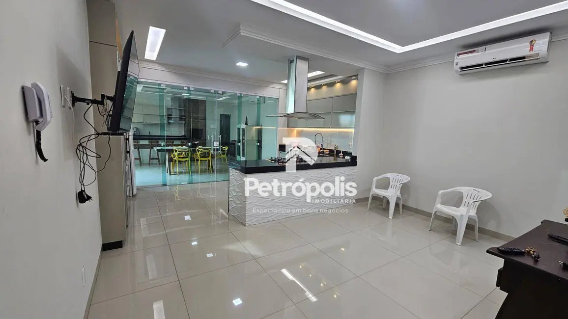 Foto 4 de Casa com 3 quartos à venda, 360m2 em Plano Diretor Norte, Palmas - TO