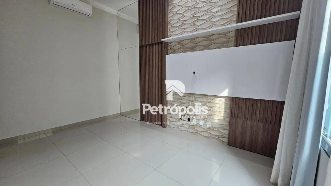 Foto 2 de Casa com 3 quartos à venda, 360m2 em Plano Diretor Norte, Palmas - TO