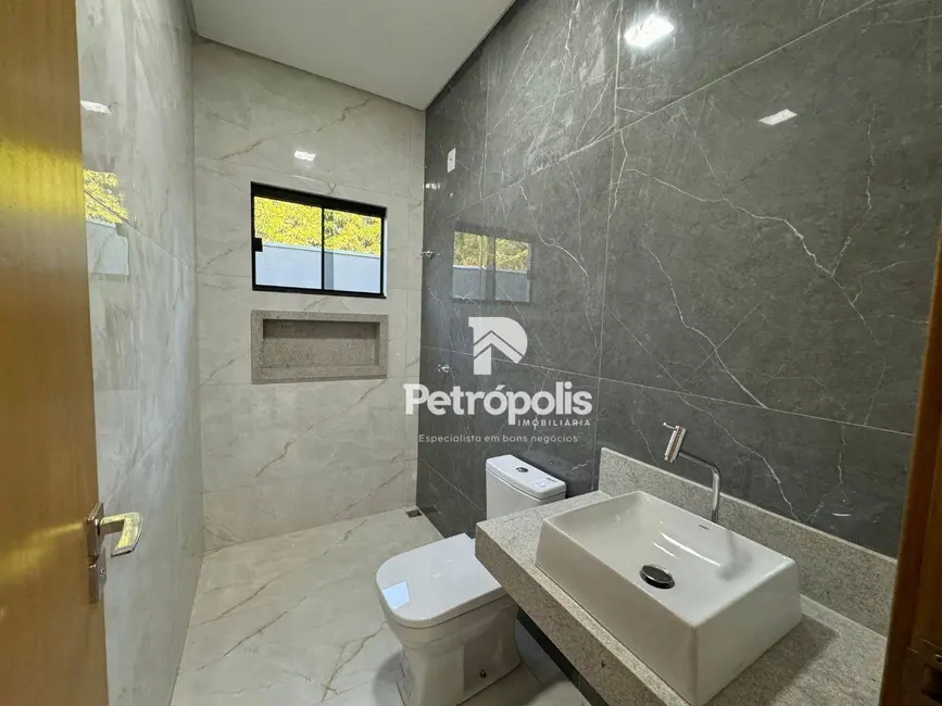 Casa com 3 quartos à venda, 164m2 em Plano Diretor Sul, Palmas - TO - imagem 8 Foto 8 de Casa com 3 quartos à venda, 164m2 em Plano Diretor Sul, Palmas - TO