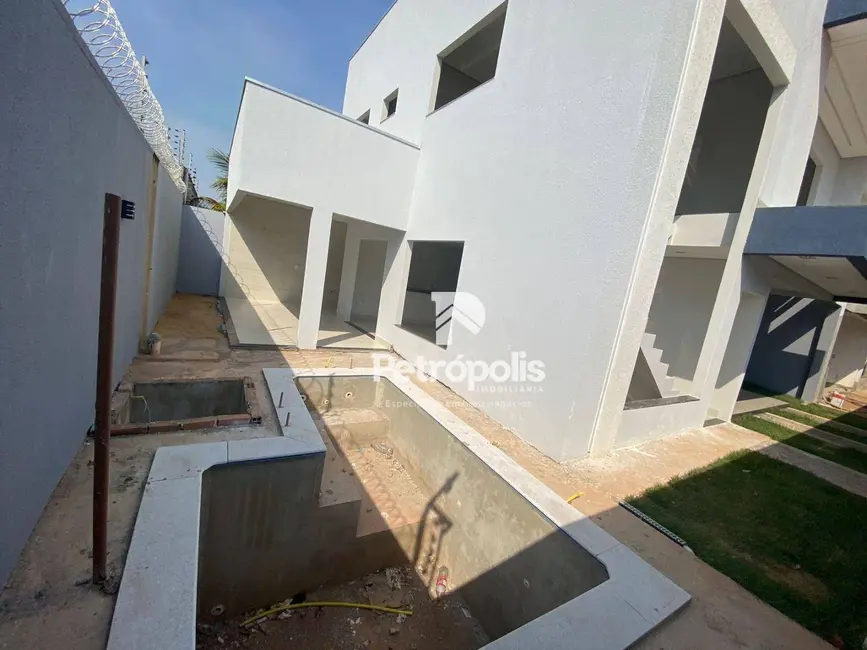Sobrado com 4 quartos à venda, 180m2 em Plano Diretor Norte, Palmas - TO - imagem 4 Foto 4 de Sobrado com 4 quartos à venda, 180m2 em Plano Diretor Norte, Palmas - TO