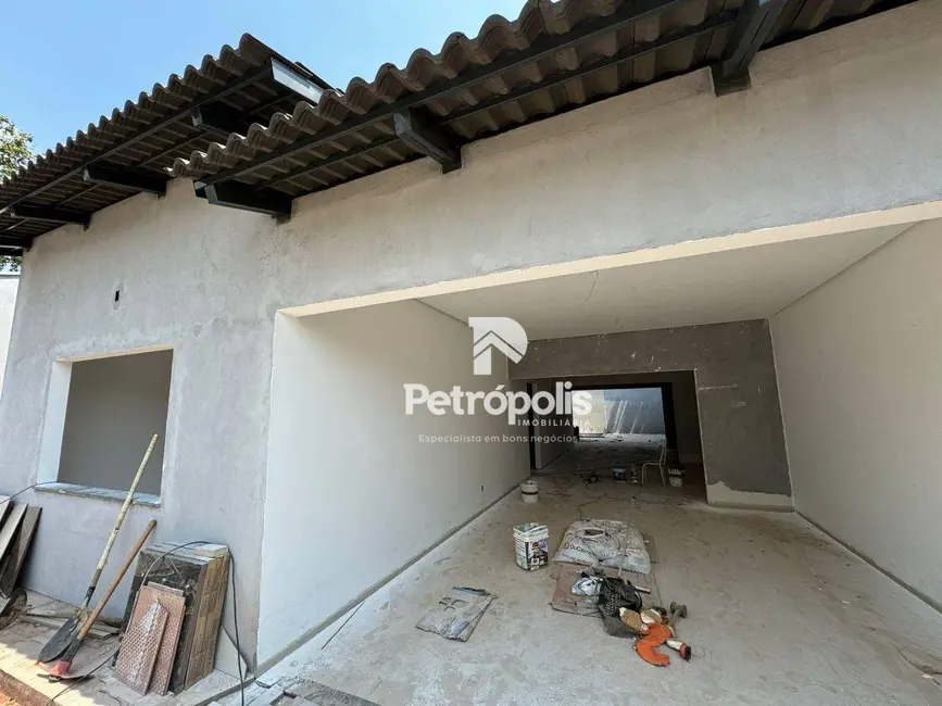 Casa com 3 quartos à venda, 250m2 em Plano Diretor Sul, Palmas - TO - imagem 2 Foto 2 de Casa com 3 quartos à venda, 250m2 em Plano Diretor Sul, Palmas - TO