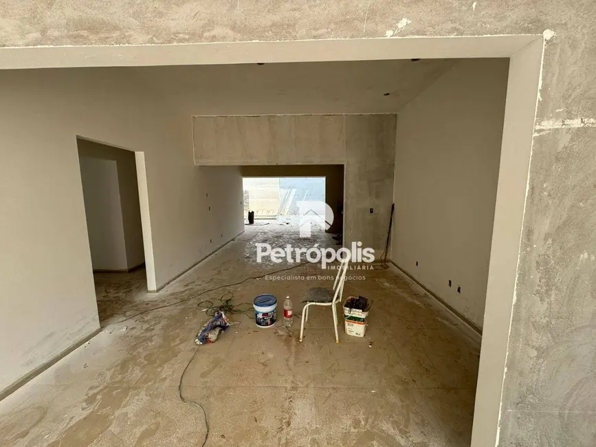 Casa com 3 quartos à venda, 250m2 em Plano Diretor Sul, Palmas - TO - imagem 3 Foto 3 de Casa com 3 quartos à venda, 250m2 em Plano Diretor Sul, Palmas - TO