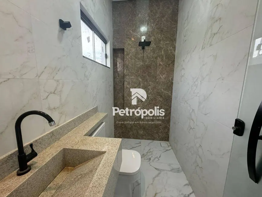 Casa com 3 quartos à venda, 260m2 em Plano Diretor Sul, Palmas - TO - imagem 5 Foto 5 de Casa com 3 quartos à venda, 260m2 em Plano Diretor Sul, Palmas - TO