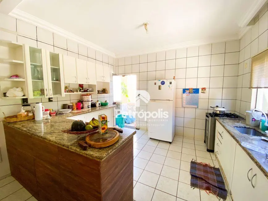 Foto 6 de Sobrado com 5 quartos à venda, 600m2 em Plano Diretor Norte, Palmas - TO