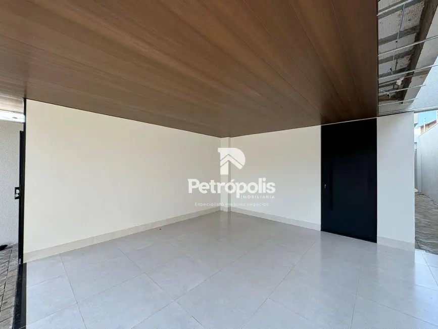 Foto 2 de Sobrado com 3 quartos à venda, 225m2 em Plano Diretor Sul, Palmas - TO