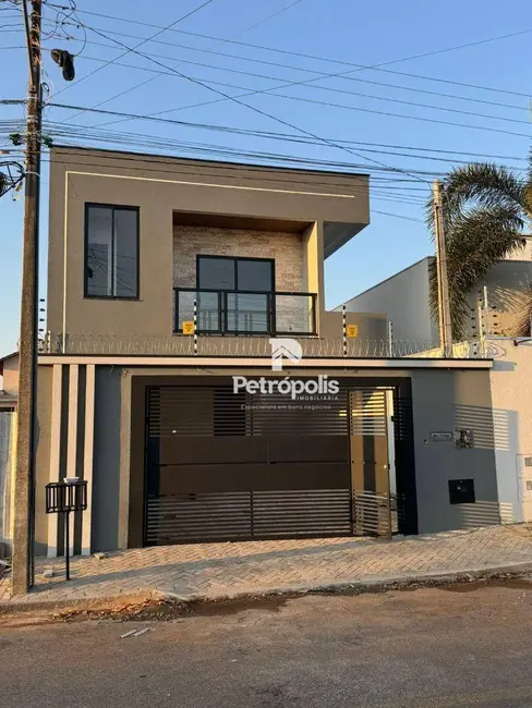 Foto 1 de Sobrado com 3 quartos à venda, 225m2 em Plano Diretor Sul, Palmas - TO