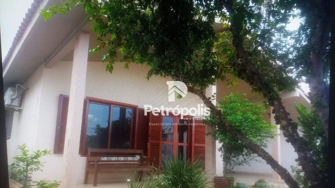 Foto 2 de Casa com 3 quartos à venda, 360m2 em Plano Diretor Sul, Palmas - TO