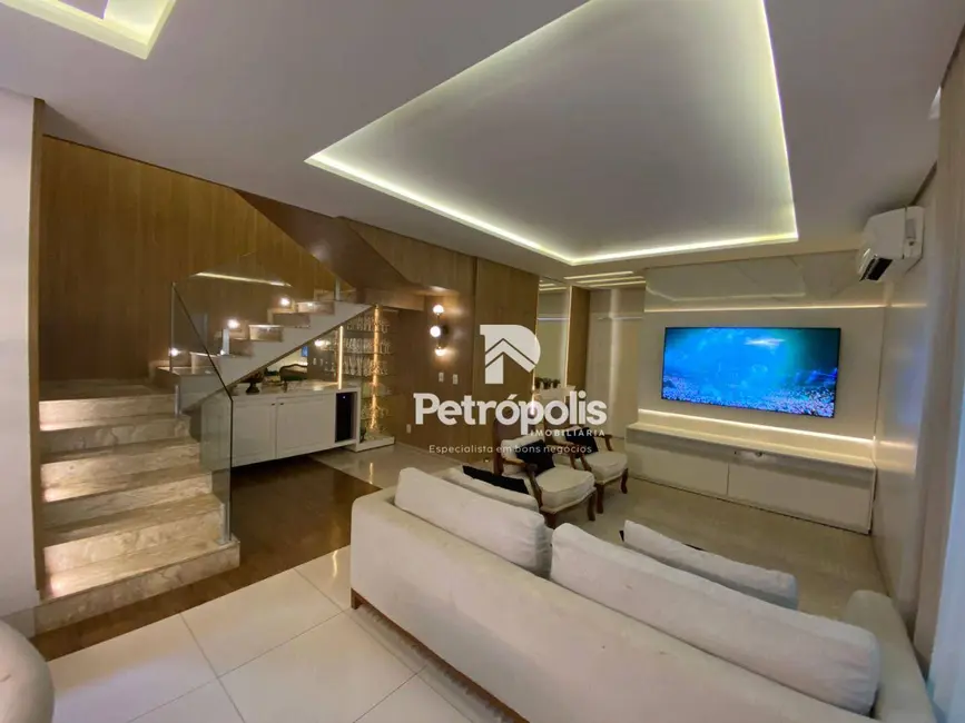 Sobrado com 3 quartos à venda, 225m2 em Plano Diretor Sul, Palmas - TO - imagem 7 Foto 7 de Sobrado com 3 quartos à venda, 225m2 em Plano Diretor Sul, Palmas - TO