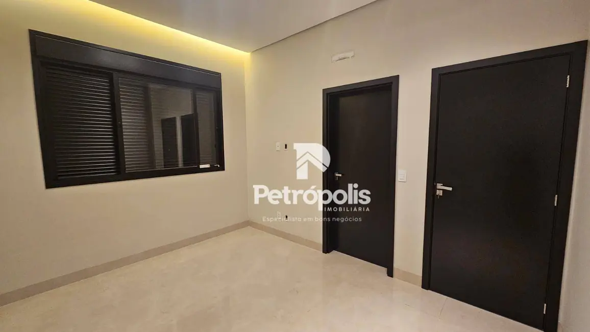 Foto 7 de Casa com 3 quartos à venda, 360m2 em Plano Diretor Sul, Palmas - TO