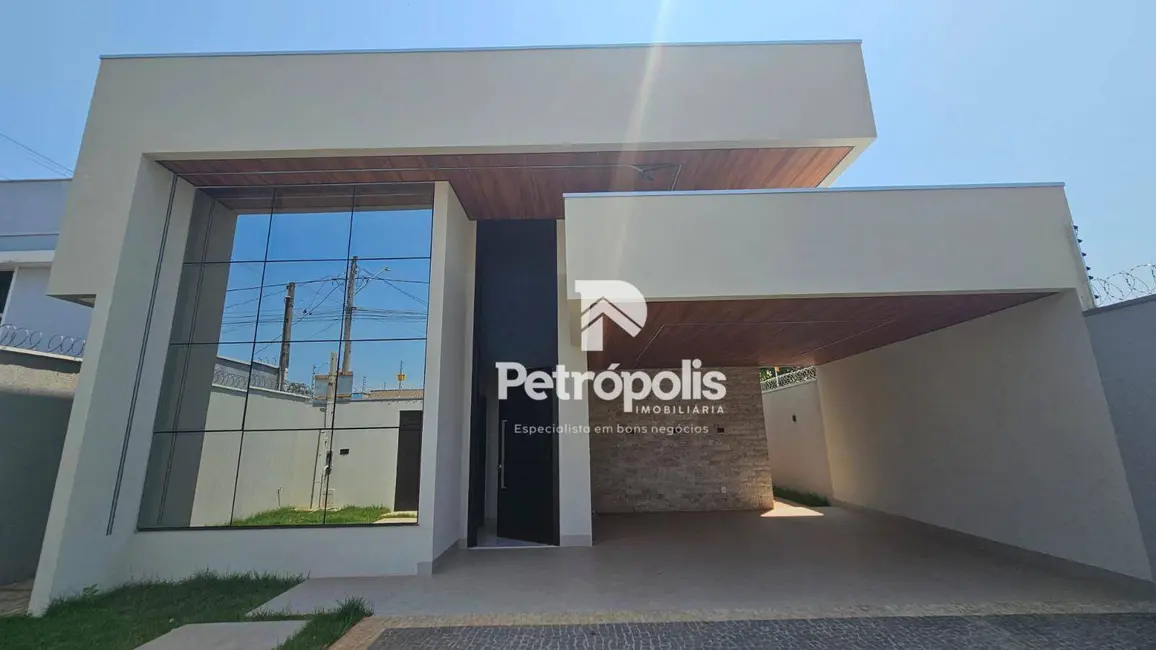 Foto 1 de Casa com 3 quartos à venda, 360m2 em Plano Diretor Sul, Palmas - TO