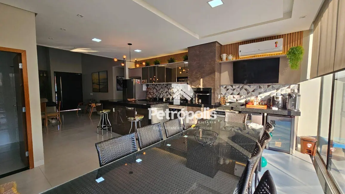 Foto 9 de Casa de Condomínio com 3 quartos à venda, 440m2 em Plano Diretor Norte, Palmas - TO