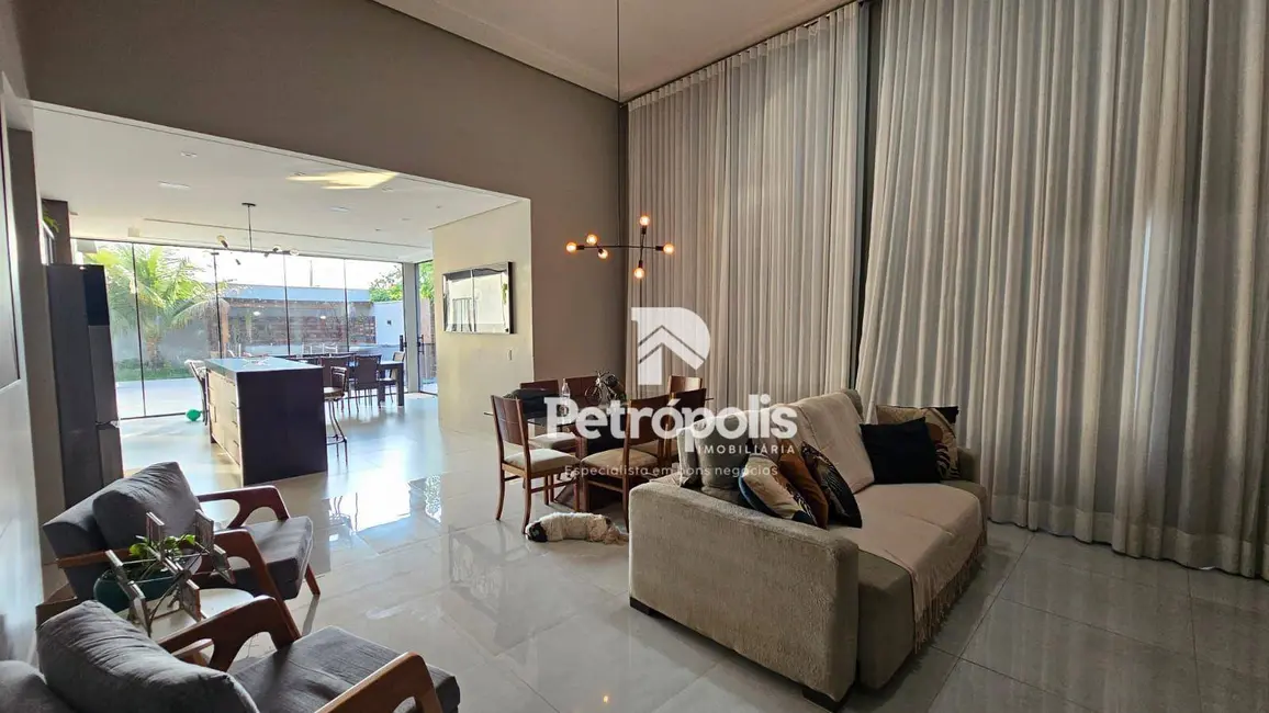 Foto 3 de Casa de Condomínio com 3 quartos à venda, 440m2 em Plano Diretor Norte, Palmas - TO