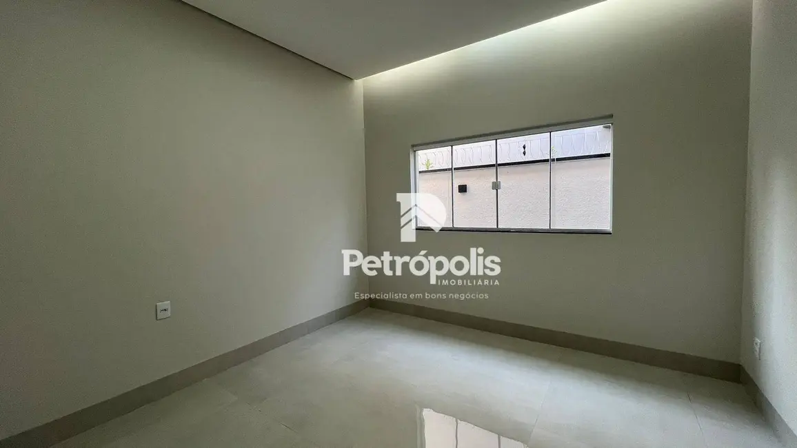 Casa com 3 quartos à venda, 360m2 em Plano Diretor Sul, Palmas - TO - imagem 5 Foto 5 de Casa com 3 quartos à venda, 360m2 em Plano Diretor Sul, Palmas - TO