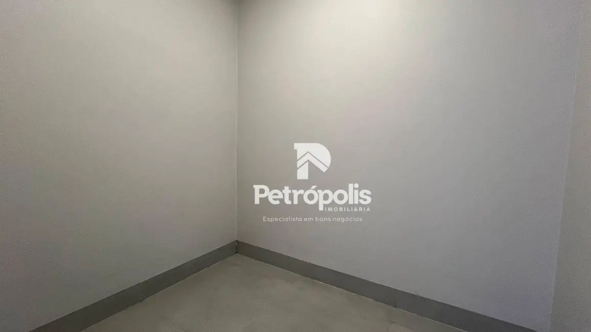 Casa com 3 quartos à venda, 360m2 em Plano Diretor Sul, Palmas - TO - imagem 9 Foto 9 de Casa com 3 quartos à venda, 360m2 em Plano Diretor Sul, Palmas - TO